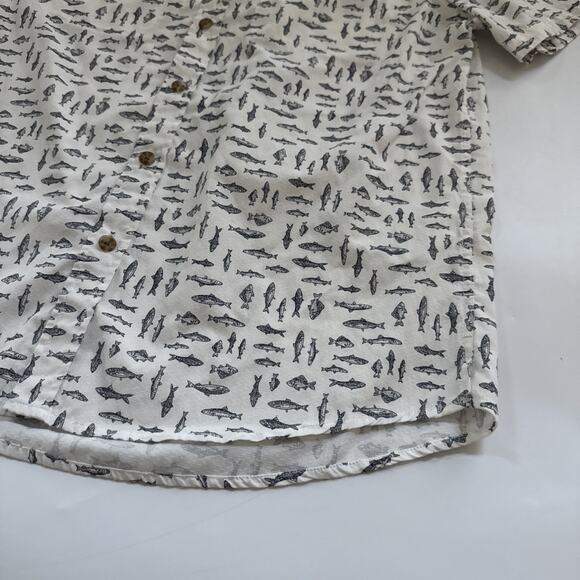 Eddie Bauer‎ Shirt Men’s All Over Fish Print Short Sleeve Small Hiking Outdoor - Picture 4 of 8